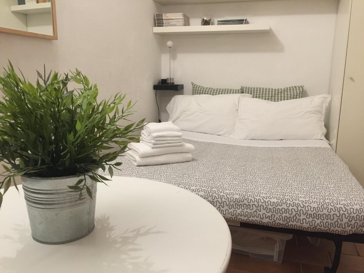 Small Navona Studio Rome Luaran gambar